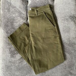 Everlane pants. Khaki green, size 10